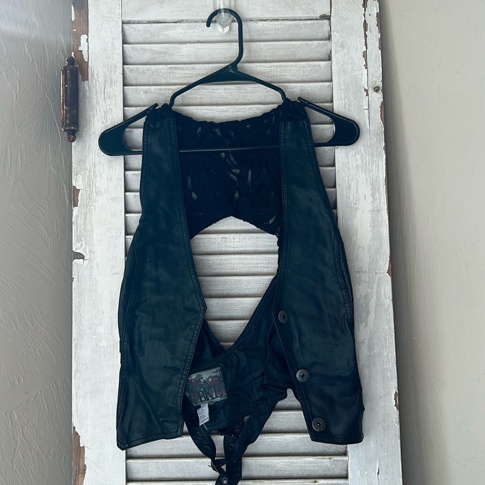 BKE black Moto vest size medium